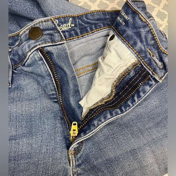 Universal Thread Jeans - Picture 6 of 6